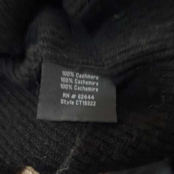 Nicole Miller Cashmere Sweater - Picture 10 of 10